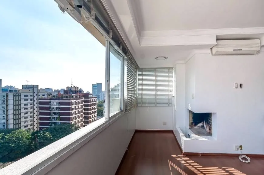 Foto 1 de Apartamento com 2 Quartos à venda, 88m² em Moinhos de Vento, Porto Alegre