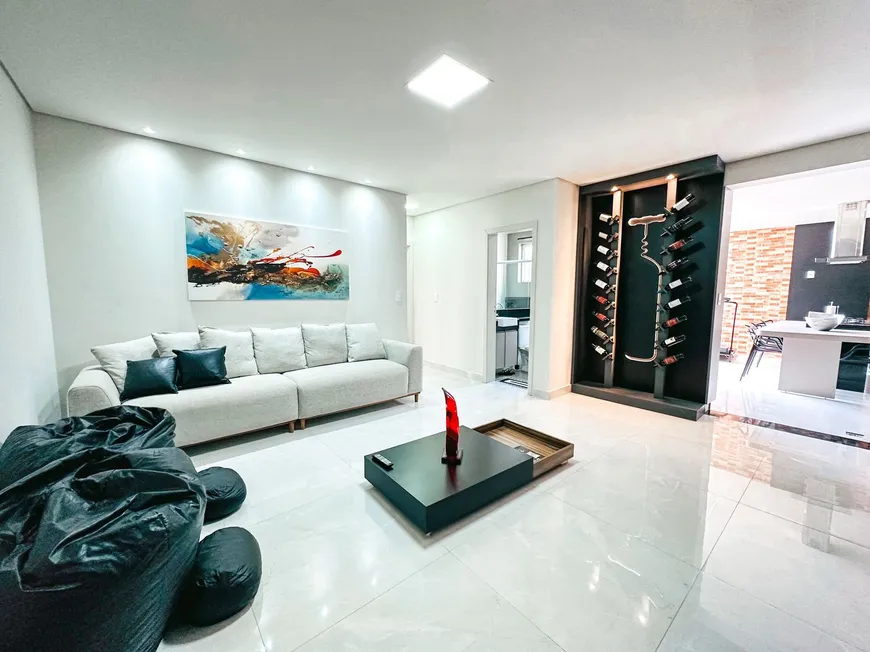 Foto 1 de Apartamento com 2 Quartos à venda, 110m² em Itapoã, Belo Horizonte