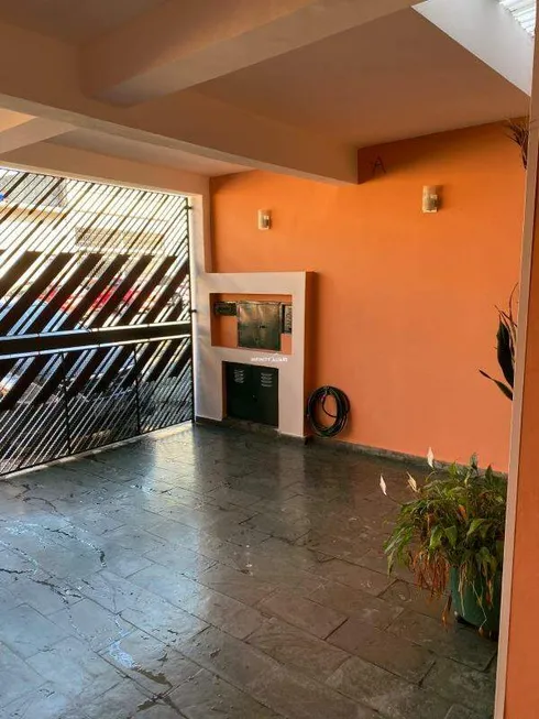 Foto 1 de Casa com 3 Quartos à venda, 130m² em Vila Oratório, São Paulo