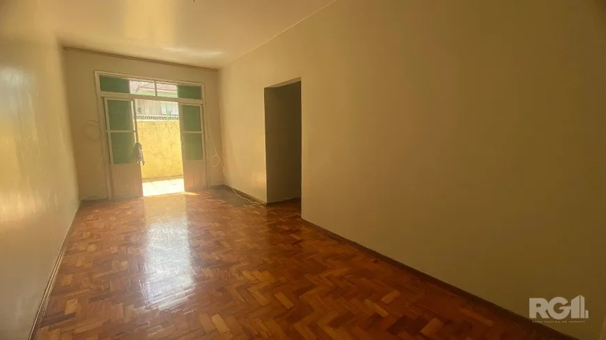 Foto 1 de Apartamento com 2 Quartos à venda, 67m² em Santa Maria Goretti, Porto Alegre