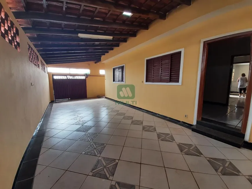 Foto 1 de Casa com 3 Quartos à venda, 276m² em Tubalina, Uberlândia