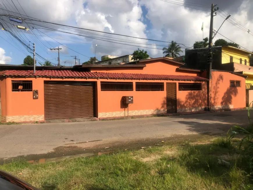 Foto 1 de Casa com 3 Quartos à venda, 200m² em Redenção, Manaus