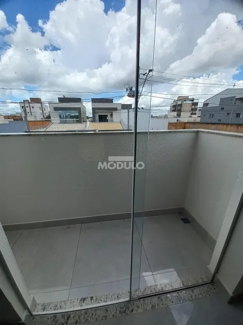 Foto 1 de Apartamento com 2 Quartos à venda, 65m² em Novo Mundo, Uberlândia