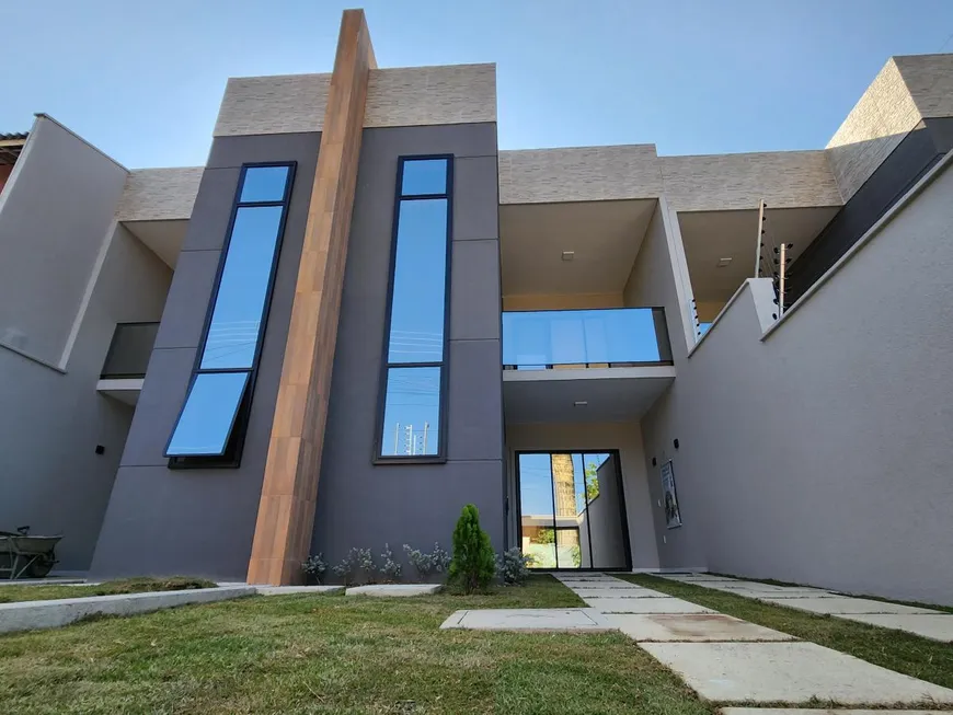 Foto 1 de Casa com 3 Quartos à venda, 122m² em Mangabeira, Eusébio