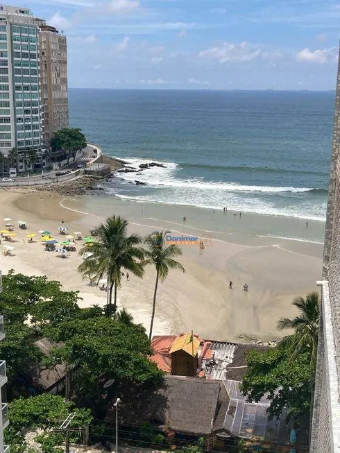 Foto 1 de Apartamento com 3 Quartos à venda, 110m² em Praia das Pitangueiras, Guarujá