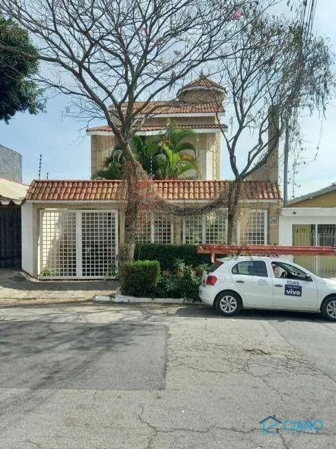 Foto 1 de Sobrado com 4 Quartos para venda ou aluguel, 640m² em Vila Prudente, São Paulo