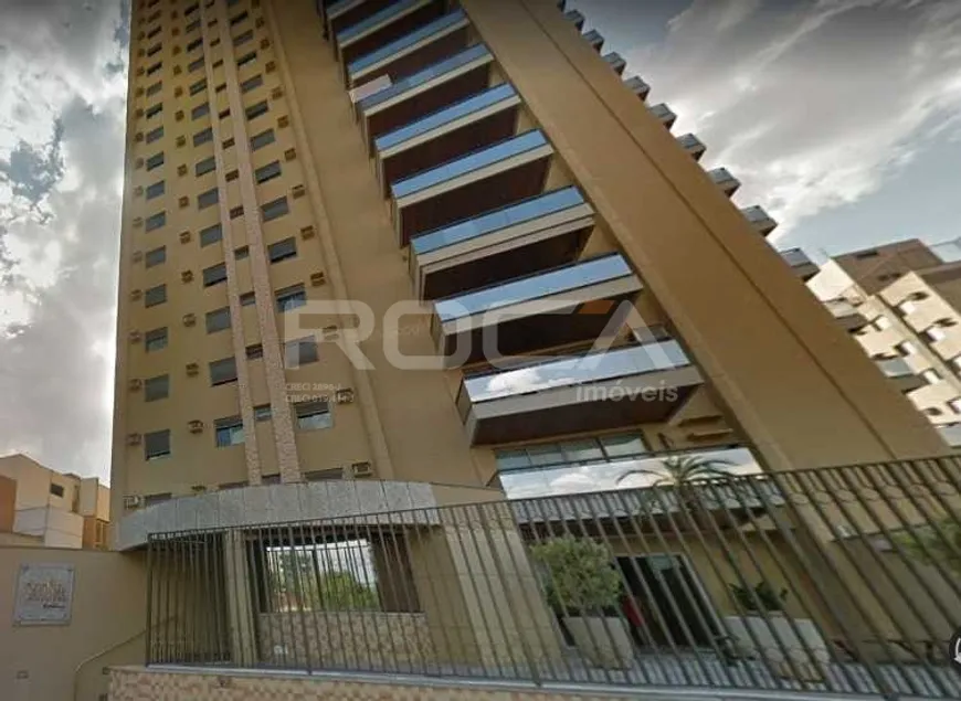 Foto 1 de Apartamento com 3 Quartos para venda ou aluguel, 200m² em Vila Seixas, Ribeirão Preto