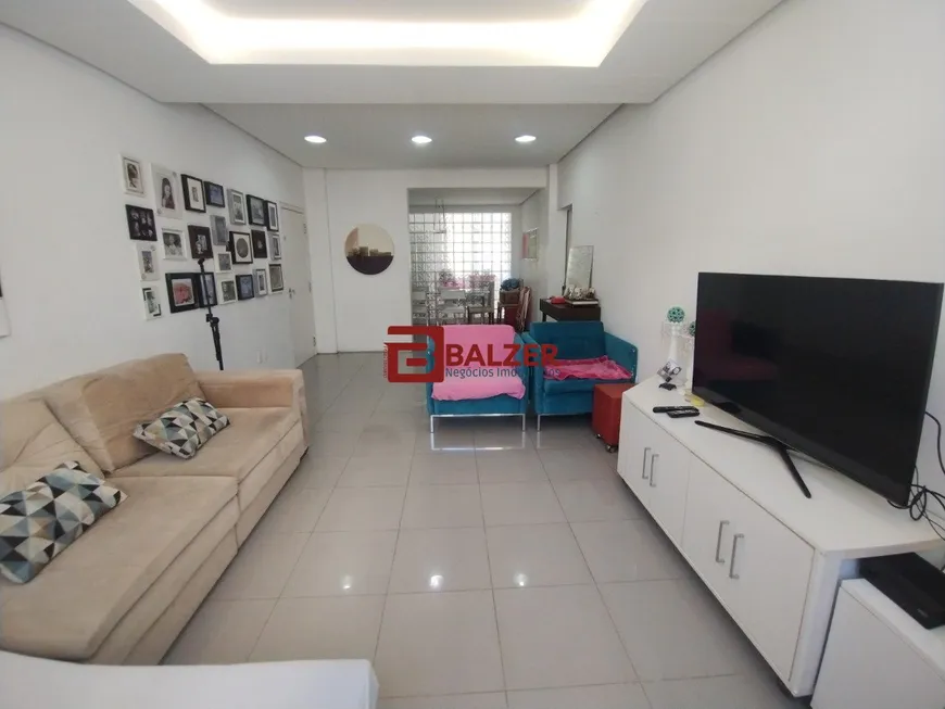 Foto 1 de Apartamento com 3 Quartos à venda, 99m² em Centro, Florianópolis
