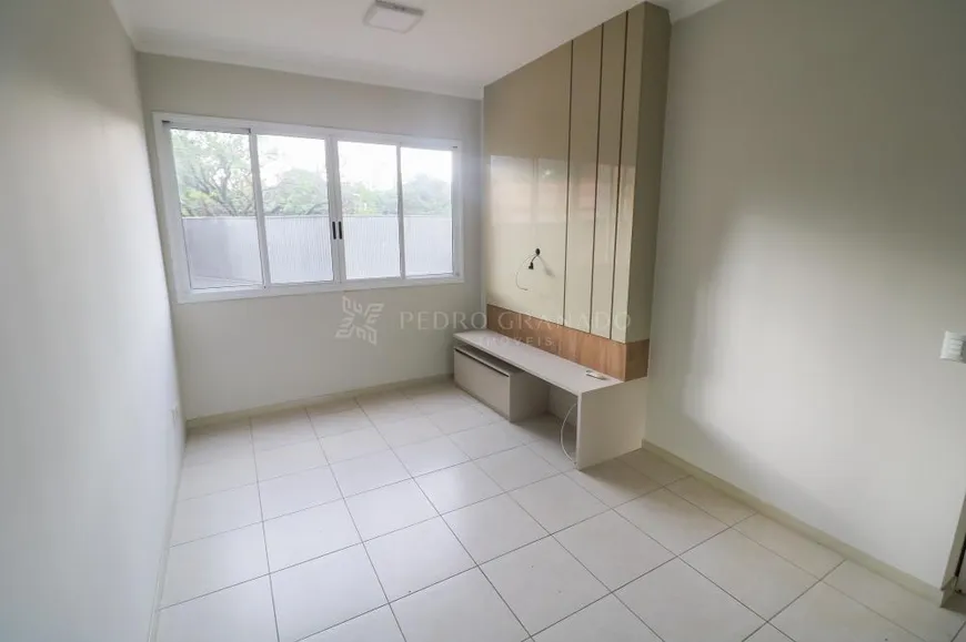 Foto 1 de Apartamento com 2 Quartos à venda, 67m² em Zona 03, Maringá