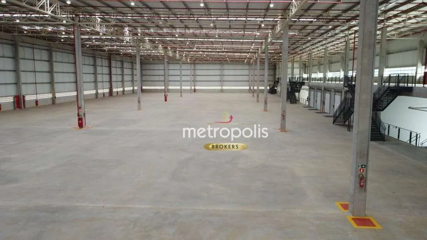 Foto 1 de Galpão/Depósito/Armazém para alugar, 1650m² em , Araçariguama