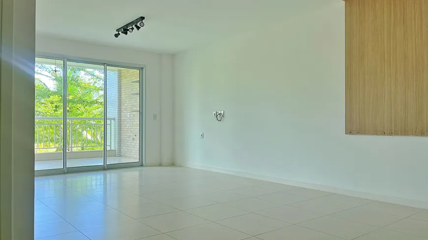 Foto 1 de Apartamento com 3 Quartos para alugar, 115m² em Porto das Dunas, Aquiraz