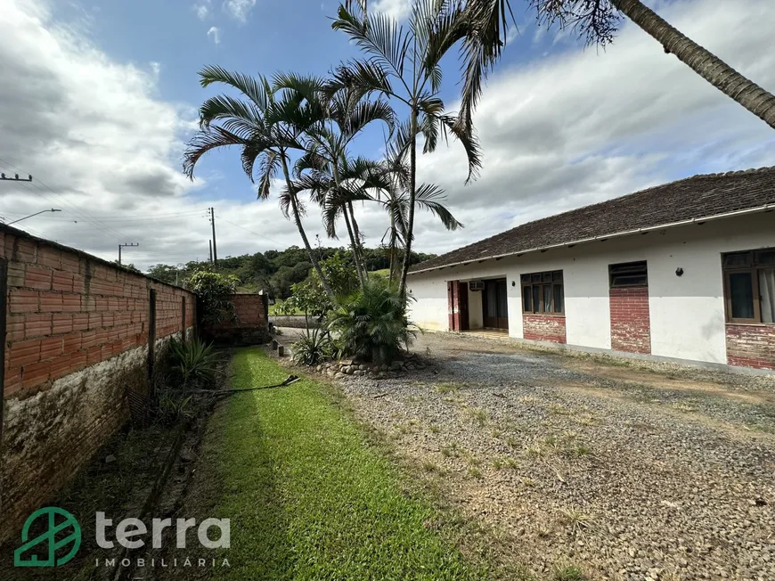 Foto 1 de Casa com 5 Quartos à venda, 267m² em Tiroleses, Timbó