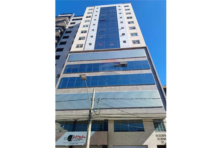 Foto 1 de Apartamento com 3 Quartos à venda, 130m² em Centro, Barbacena