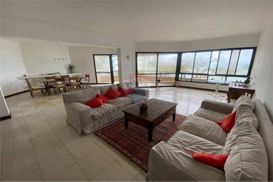 Foto 1 de Apartamento com 5 Quartos à venda, 376m² em Ondina, Salvador