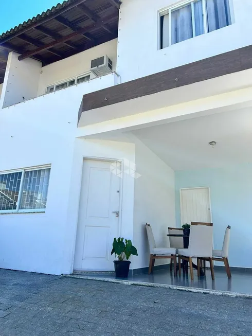 Foto 1 de Casa com 3 Quartos à venda, 125m² em Santa Mônica, Florianópolis