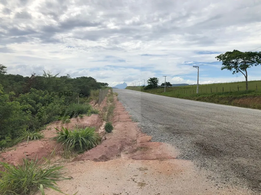 Foto 1 de Lote/Terreno à venda em Imboassica, Macaé