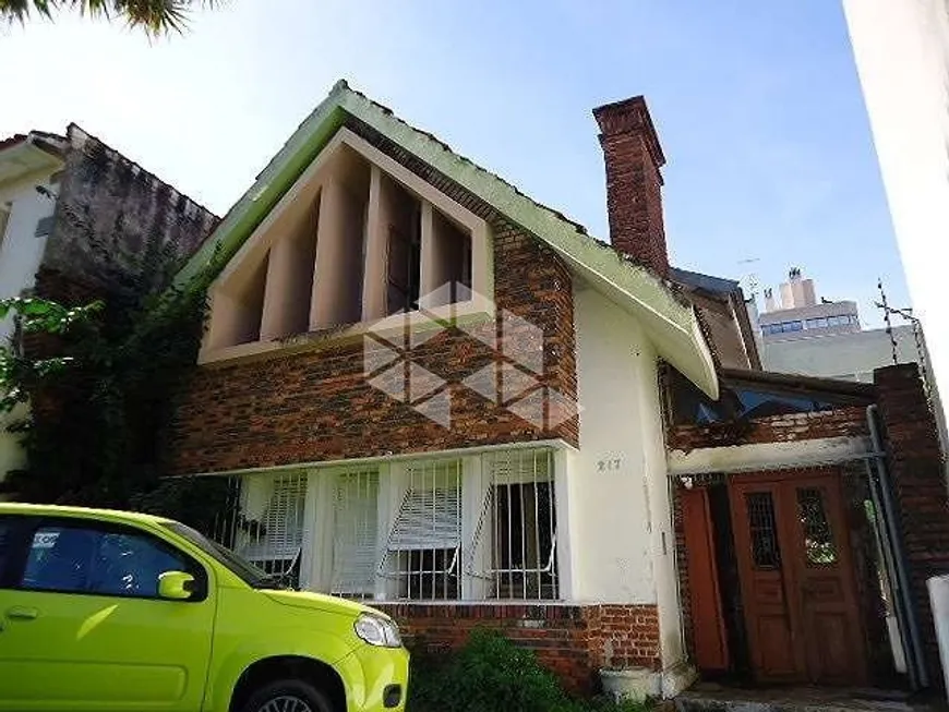 Foto 1 de Casa com 3 Quartos à venda, 157m² em Rio Branco, Porto Alegre