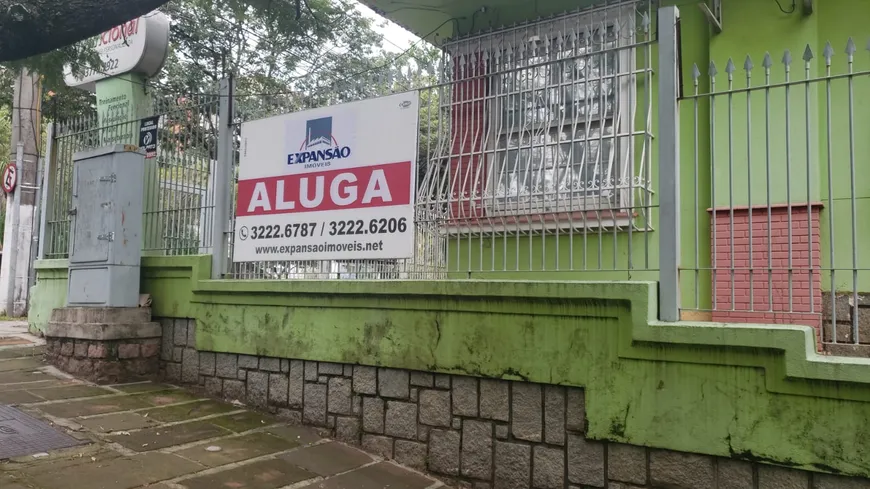 Foto 1 de Imóvel Comercial com 8 Quartos para venda ou aluguel, 320m² em São João, Porto Alegre