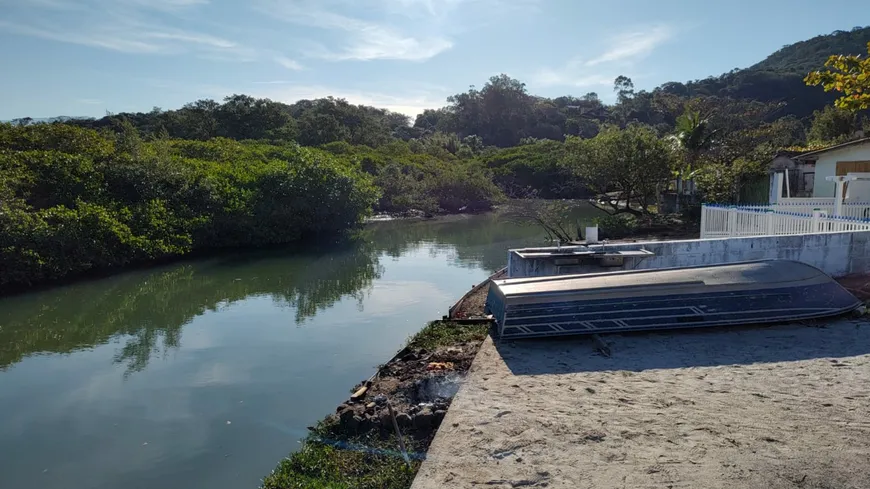 Foto 1 de Casa com 3 Quartos à venda, 720m² em Ribeirão da Ilha, Florianópolis