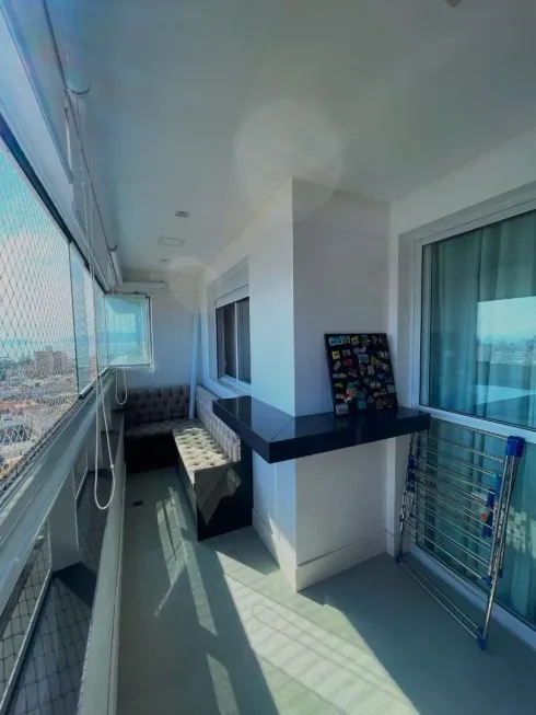 Foto 1 de Apartamento com 3 Quartos à venda, 97m² em Estreito, Florianópolis