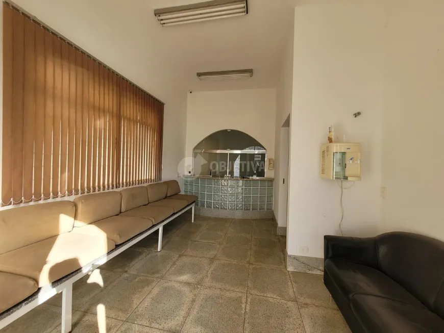 Foto 1 de Casa com 1 Quarto à venda, 202m² em Centro, Uberlândia