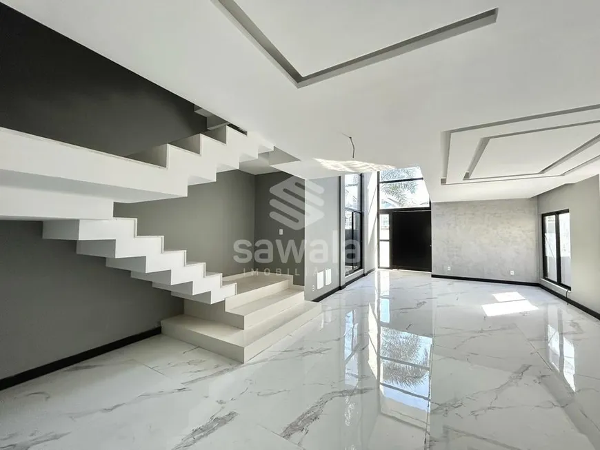 Foto 1 de Casa de Condomínio com 4 Quartos à venda, 480m² em Recreio Dos Bandeirantes, Rio de Janeiro