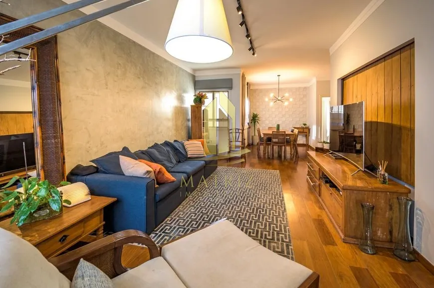 Foto 1 de Casa de Condomínio com 3 Quartos à venda, 230m² em Jardim Riviera, Franca