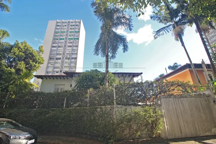 Foto 1 de Sobrado com 5 Quartos para venda ou aluguel, 464m² em Jardim América, São Paulo