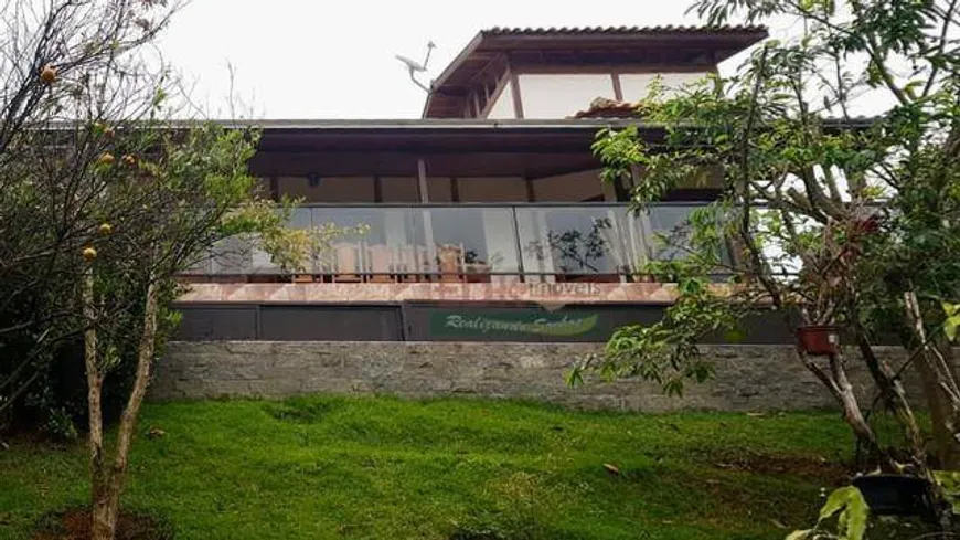 Foto 1 de Casa de Condomínio com 3 Quartos à venda, 250m² em Tapanhão, Jambeiro