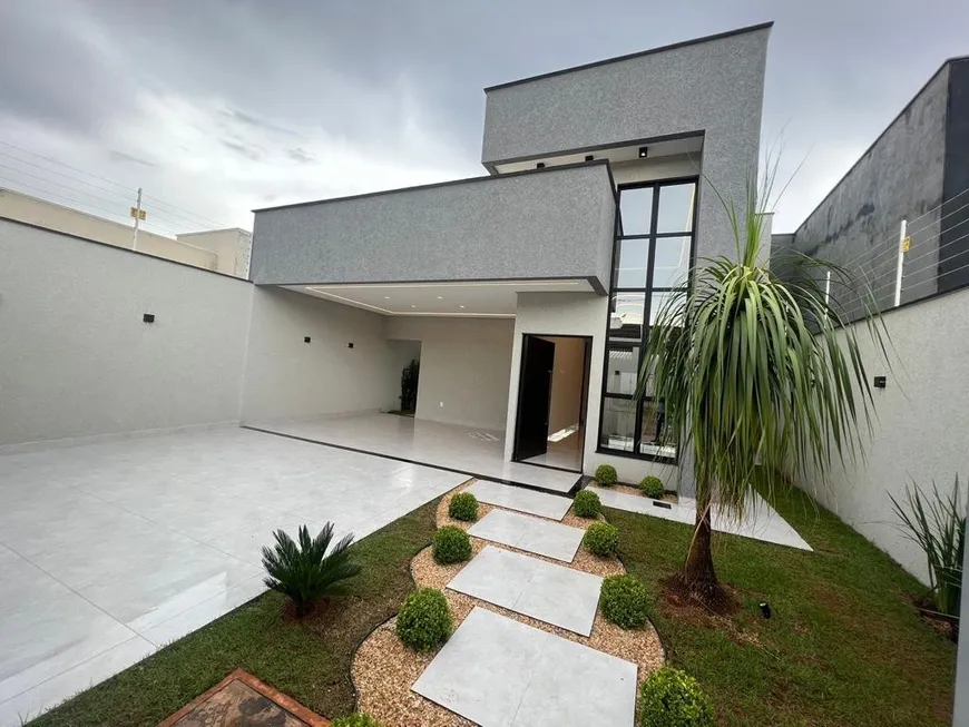 Foto 1 de Casa com 3 Quartos à venda, 141m² em Jardim Colorado, Goiânia