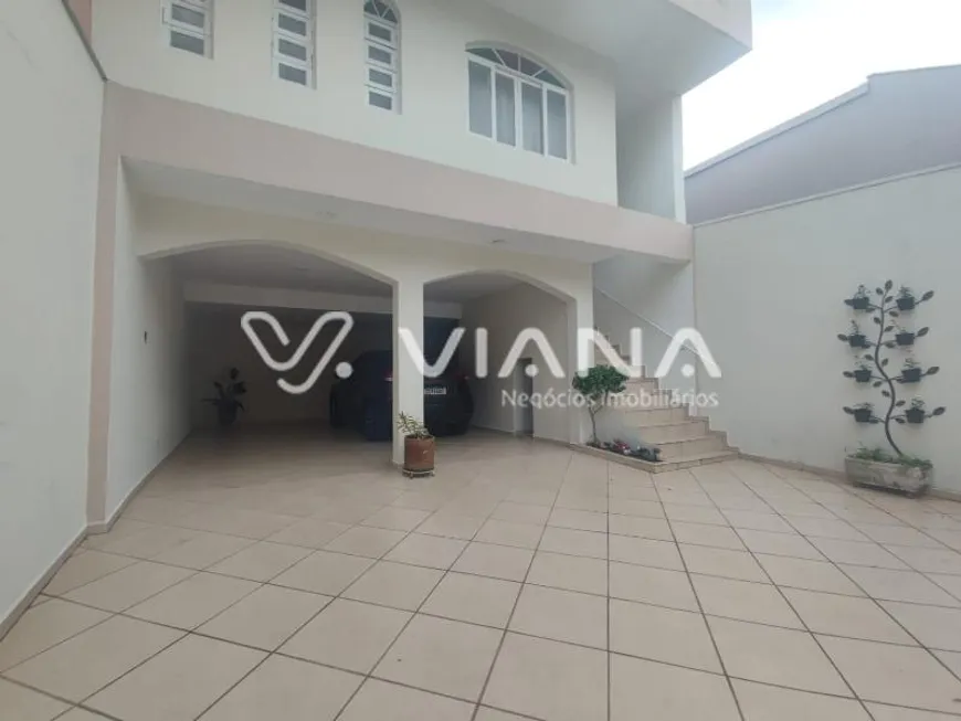 Foto 1 de Casa com 3 Quartos para venda ou aluguel, 154m² em Santa Maria, São Caetano do Sul