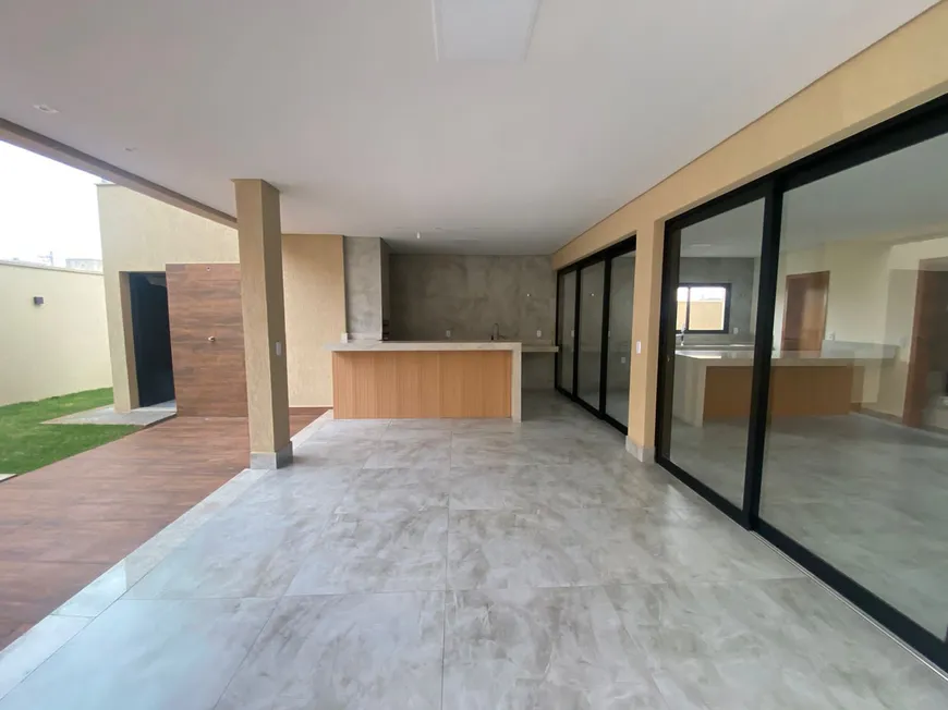 Foto 1 de Casa de Condomínio com 3 Quartos à venda, 229m² em Parqville Pinheiros, Aparecida de Goiânia