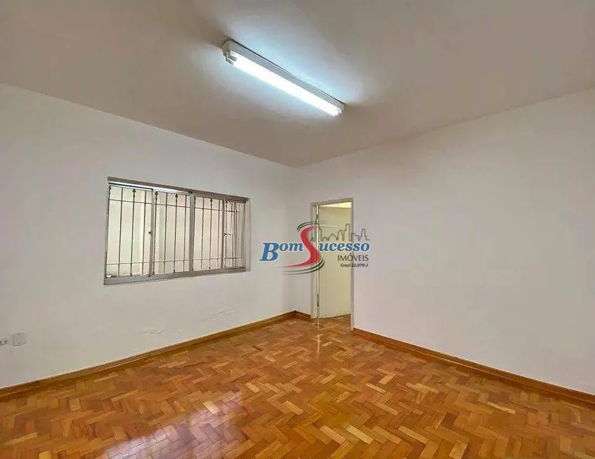 Foto 1 de Casa com 2 Quartos para alugar, 140m² em Vila Invernada, São Paulo