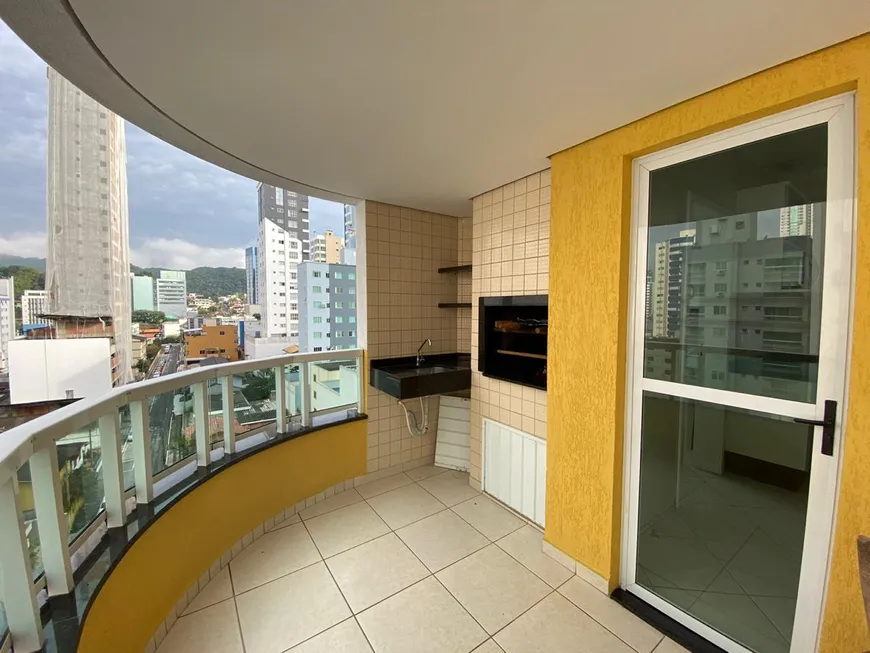 Foto 1 de Apartamento com 2 Quartos à venda, 90m² em Centro, Balneário Camboriú