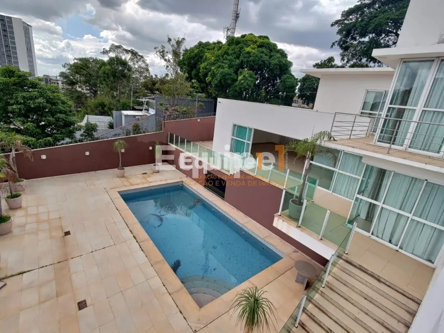 Foto 1 de Casa com 6 Quartos para venda ou aluguel, 620m² em Mangabeiras, Belo Horizonte