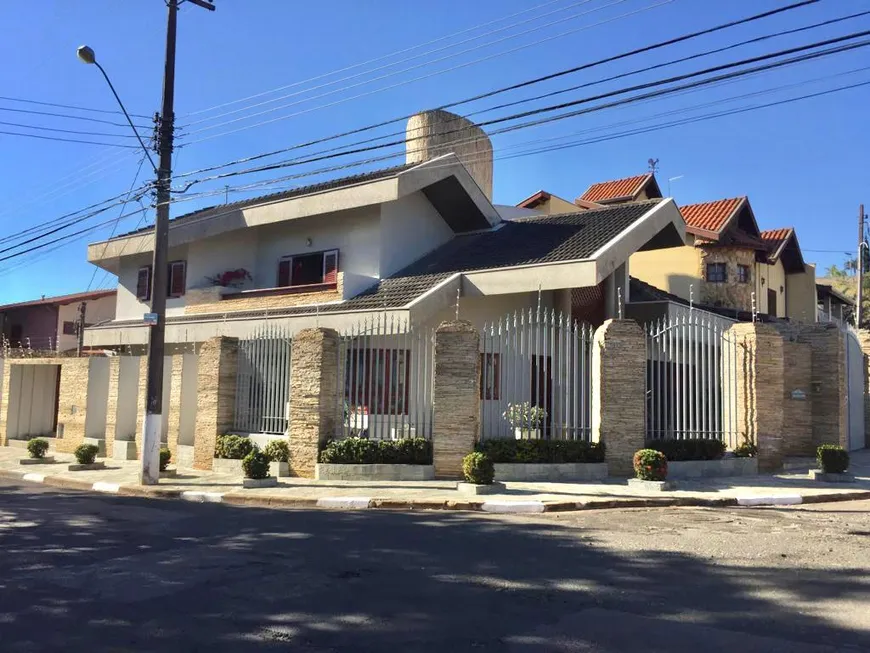 Foto 1 de Casa com 3 Quartos à venda, 400m² em Jardim Chapadão, Campinas