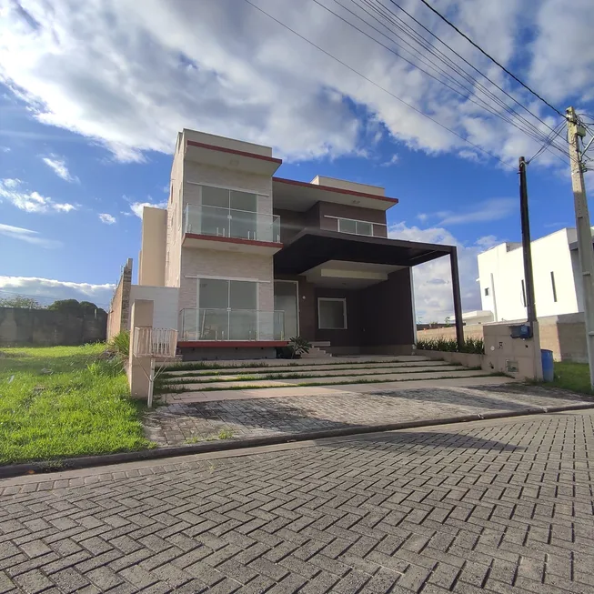 Foto 1 de Casa de Condomínio com 4 Quartos à venda, 259m² em Luzardo Viana, Maracanaú