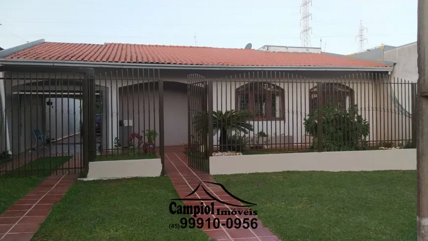 Foto 1 de Casa com 3 Quartos à venda, 202m² em Centro, Cascavel