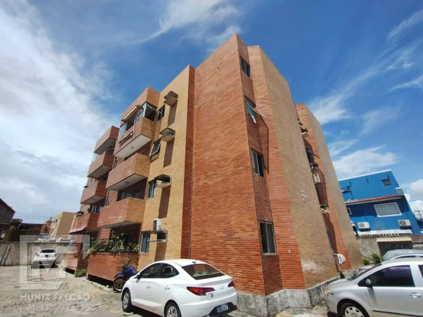 Foto 1 de Apartamento com 3 Quartos à venda, 96m² em Cruz das Almas, Maceió