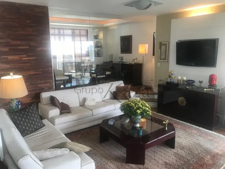 Foto 1 de Apartamento com 4 Quartos à venda, 199m² em Moema, São Paulo