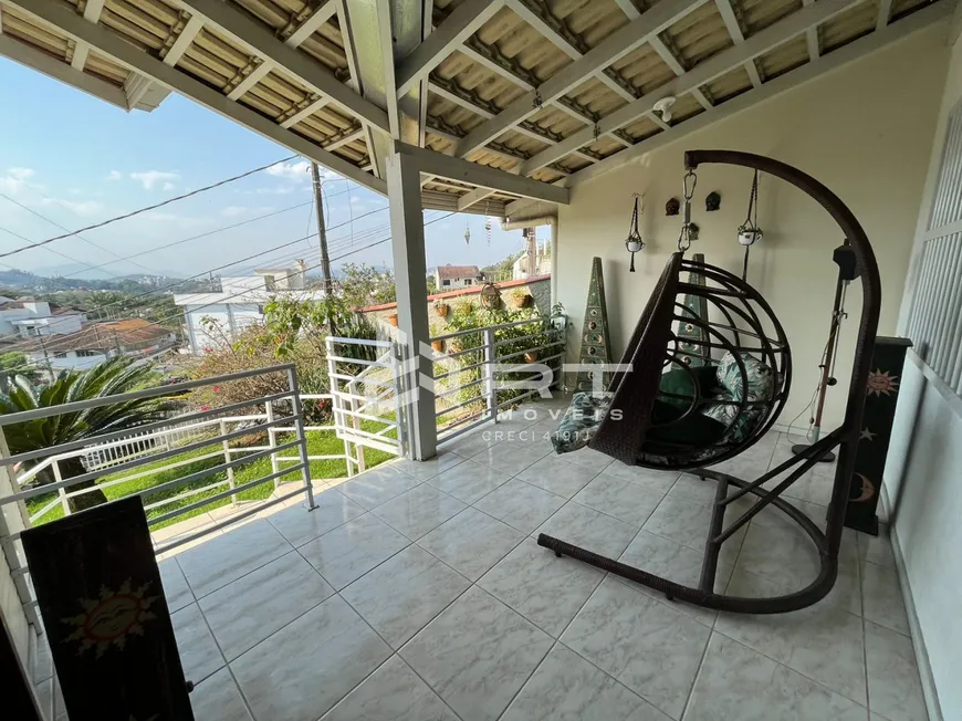 Foto 1 de Casa com 3 Quartos à venda, 220m² em Velha, Blumenau