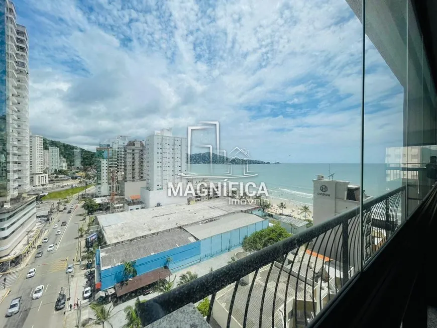 Foto 1 de Apartamento com 4 Quartos à venda, 189m² em Meia Praia, Itapema