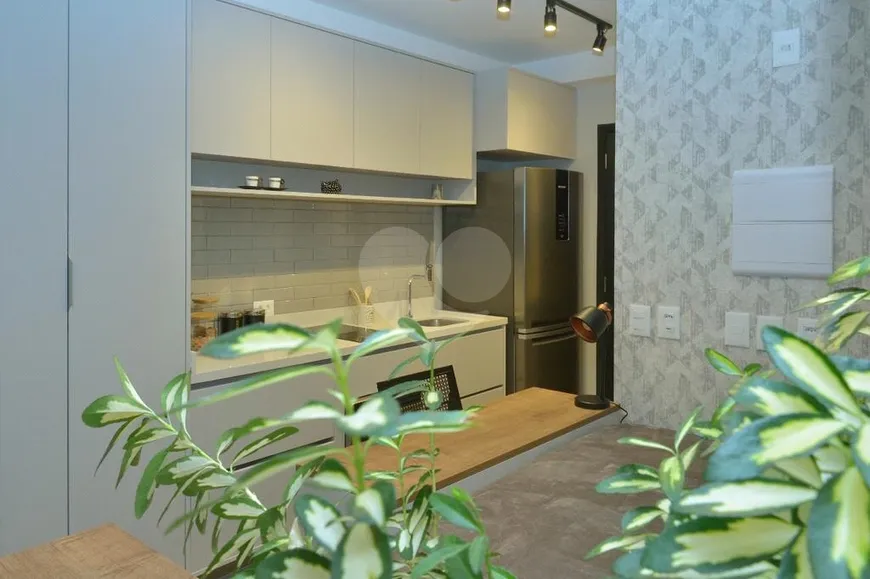 Foto 1 de Apartamento com 1 Quarto para alugar, 18m² em Pinheiros, São Paulo