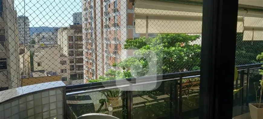 Foto 1 de Apartamento com 4 Quartos à venda, 157m² em Tijuca, Rio de Janeiro