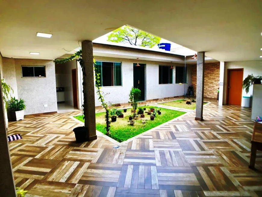 Foto 1 de Casa com 3 Quartos à venda, 360m² em Novo Riacho, Contagem