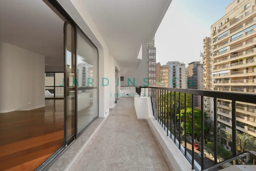 Foto 1 de Apartamento com 3 Quartos à venda, 293m² em Jardim Paulista, São Paulo