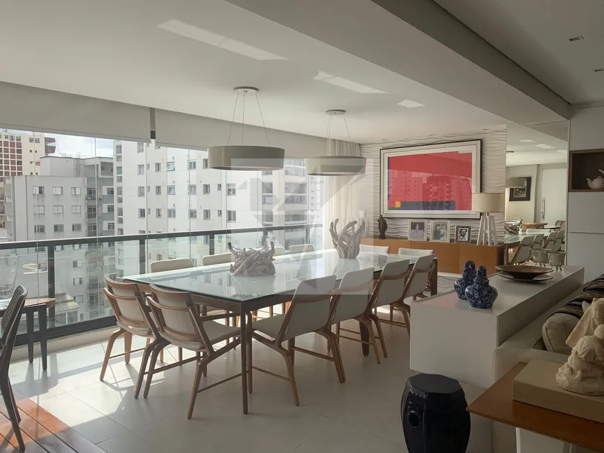 Foto 1 de Apartamento com 3 Quartos à venda, 185m² em Moema, São Paulo