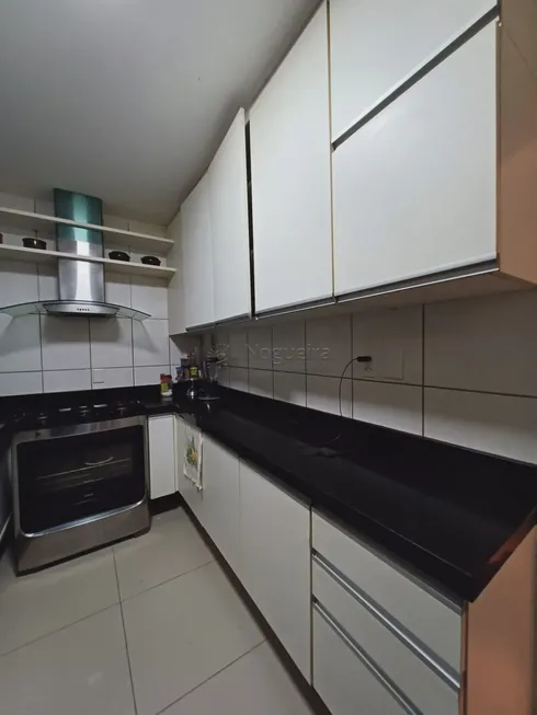 Foto 1 de Apartamento com 3 Quartos para alugar, 107m² em Boa Viagem, Recife