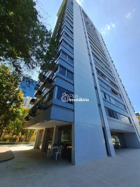 Foto 1 de Apartamento com 3 Quartos à venda, 131m² em Paissandu, Recife