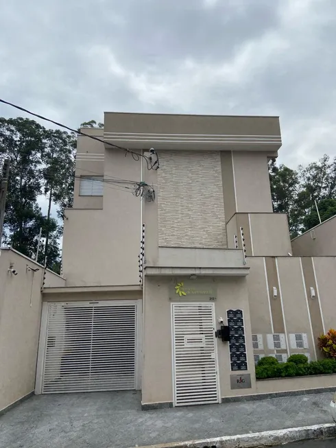 Foto 1 de Casa de Condomínio com 2 Quartos à venda, 60m² em Santa Terezinha, São Paulo